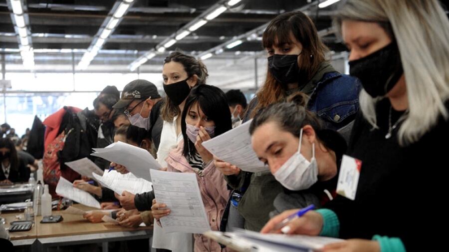 El escrutinio definitivo comenzará este martes a las 18 horas en la mayoría de las provincias, a cargo de la justicia nacional electoral.