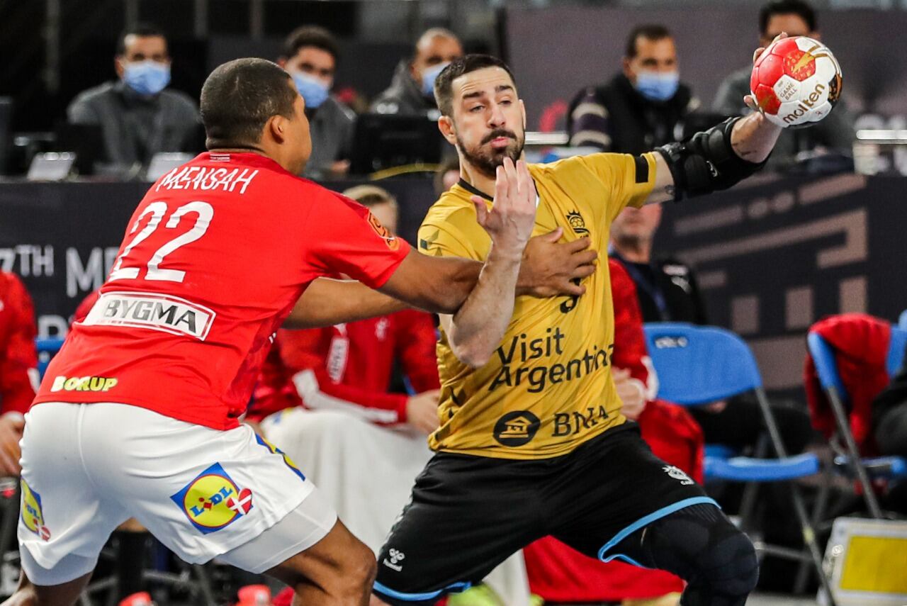 El seleccionado de handball arranca la segunda etapa en Egipto.