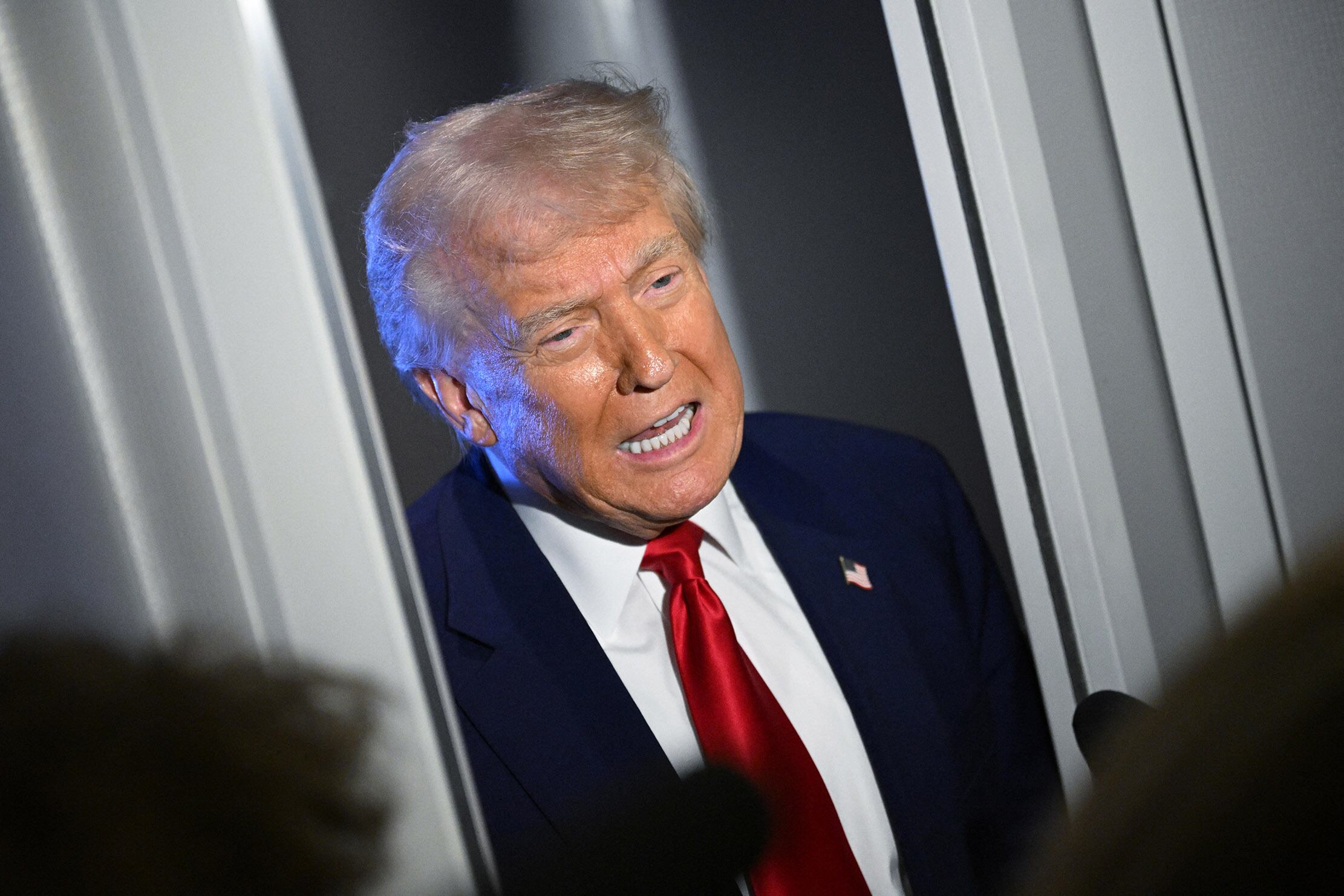 Donald Trump, presidente de los EE.UU. Contra China, contra FED, contra todos
