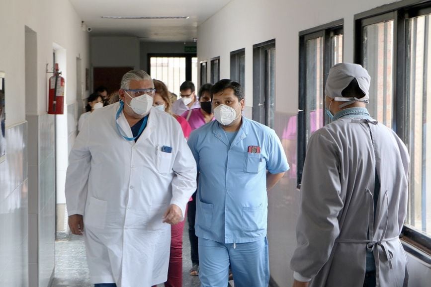 Esteban, en recorrida por el Hospital de Tartagal