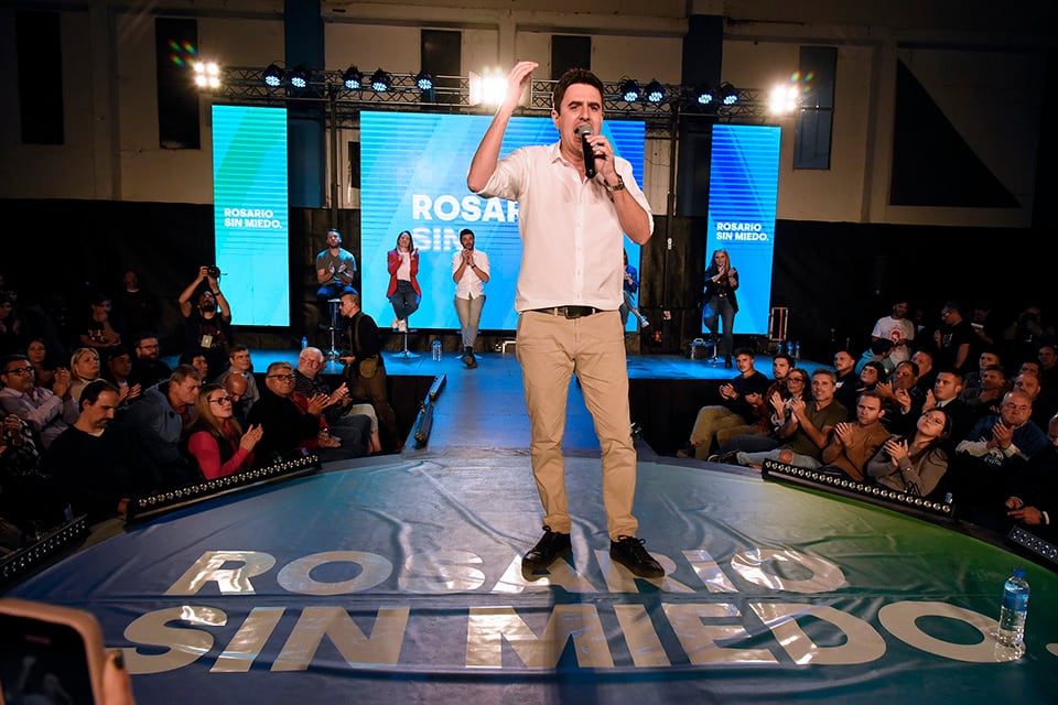 "Los santafesinos nos merecemos dirigentes que se animen a defender sin miedo nuestro derecho a estar cada día un poquito mejor", señaló Toniolli.