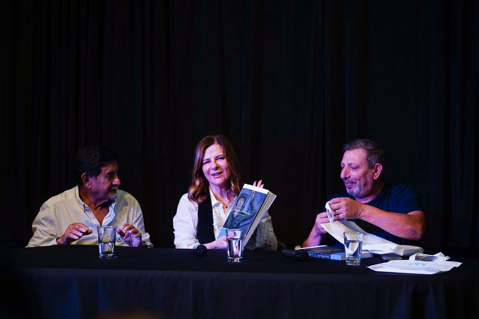Florencia Saintout junto a Rodolfo Carrizo y Jorge Di Pietro.
