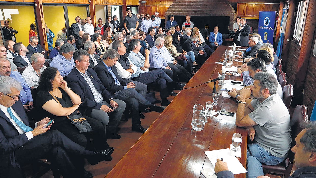 El consejo nacional del PJ se reunió ayer en la sede Matheu 130.