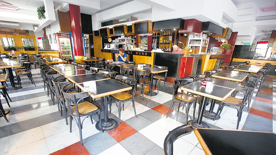 Entre los sectores de bajo poder adquisitivo, el 77 por ciento recortó gastos en recreación.