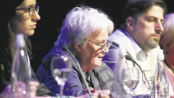 Lucía Topolansky y el rector de la UMET, Nicolás Trotta.