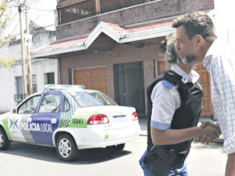 Diego Kravetz felicitó en su muro de Facebook a la policía Di Santo, que disparó contra el presunto asaltante.