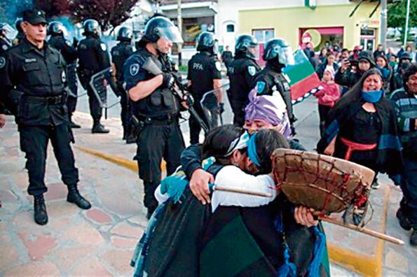 El pedido incluye a Fausto Jones Huala y Lautaro González, testigos de la muerte de Nahuel.