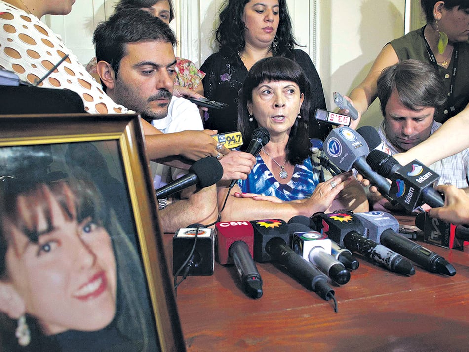 Trimarco, los abogados José D’Antona y Carlos Garmendia, en 2012, tras el primer fallo.