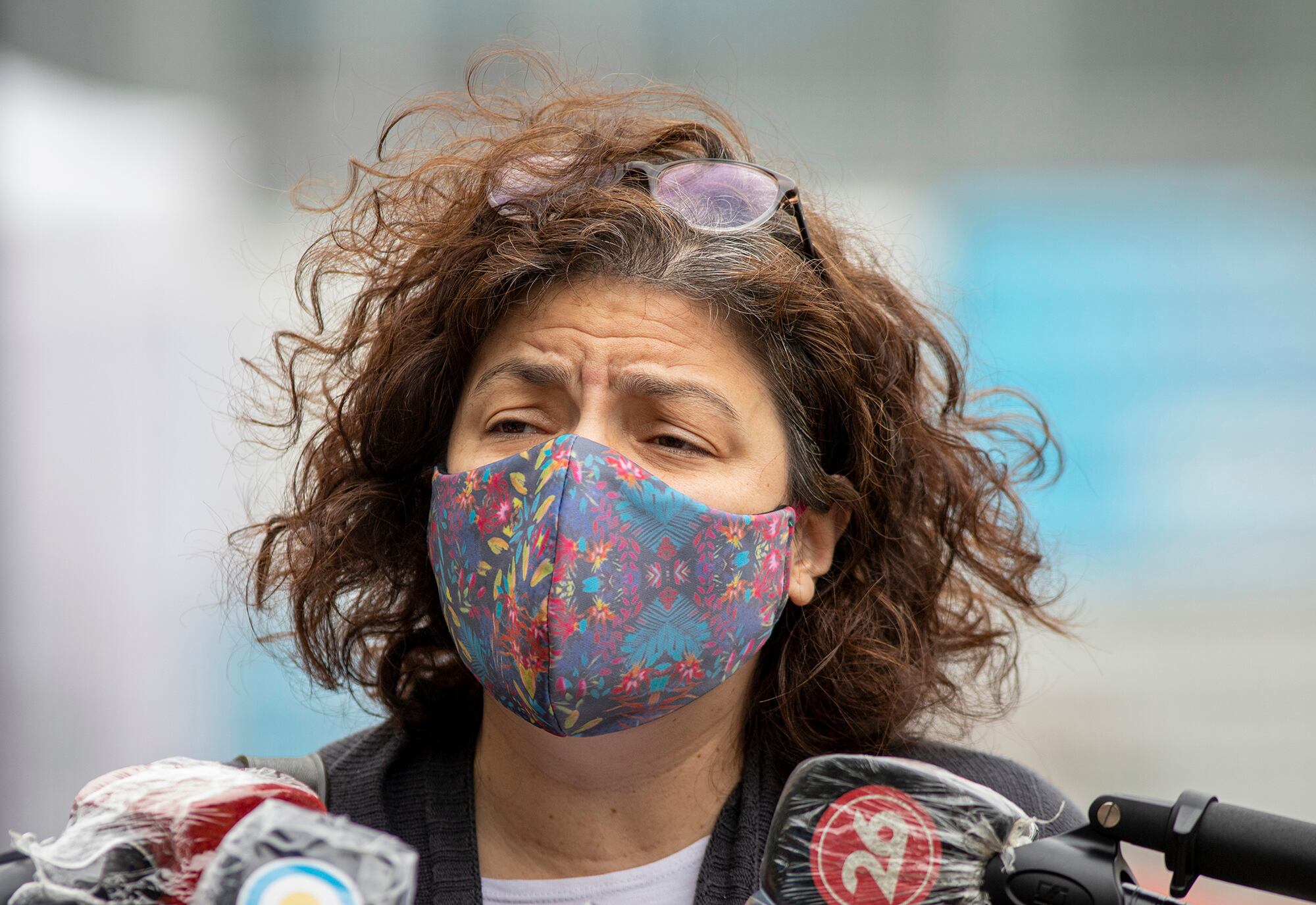 La evolución médica de Carla Vizzotti "es favorable y está cursando la etapa postquirúgica", informaron desde el centro de salud.