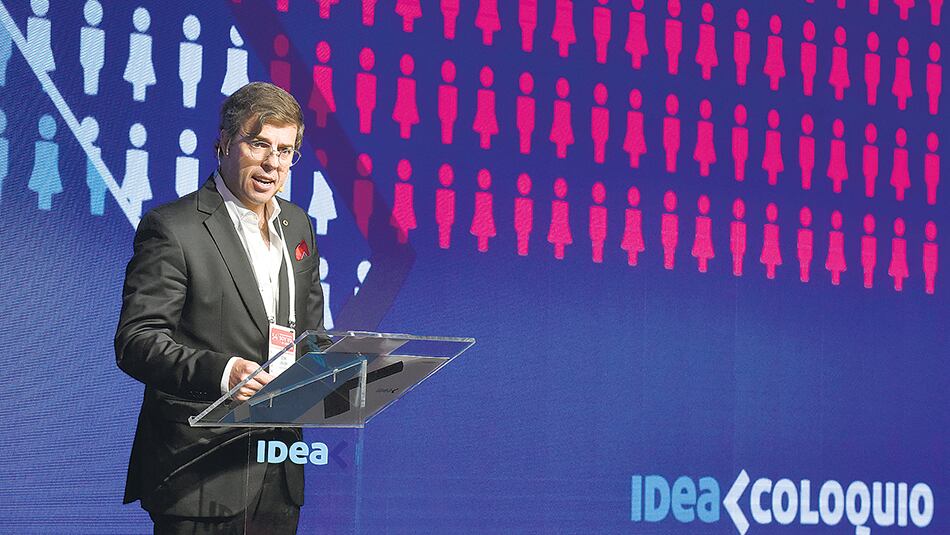 “Somos un país pobre pero rico en recursos naturales”, afirmó Javier Goñi, de Ledesma y presidente de IDEA, al promover el modelo agroexportador.