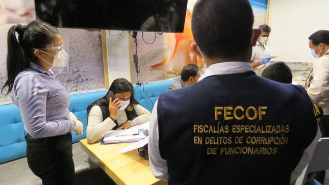 Fiscalías Especializadas en Delitos de Corrupción de Funcionarios de Perú / Gobierno de Perú.