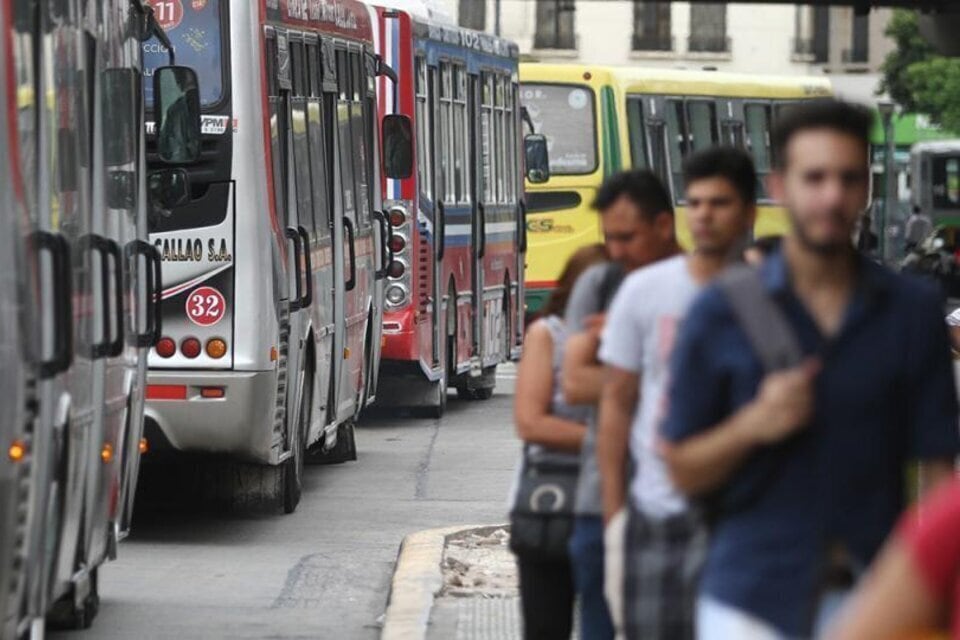 Colectivos: empresarios amenazan con un posible lockout en el AMBA.