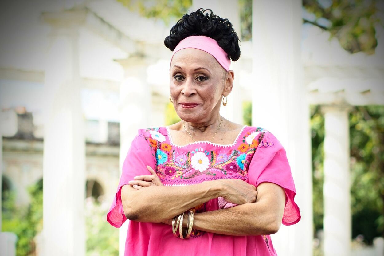 Omara Portuondo.