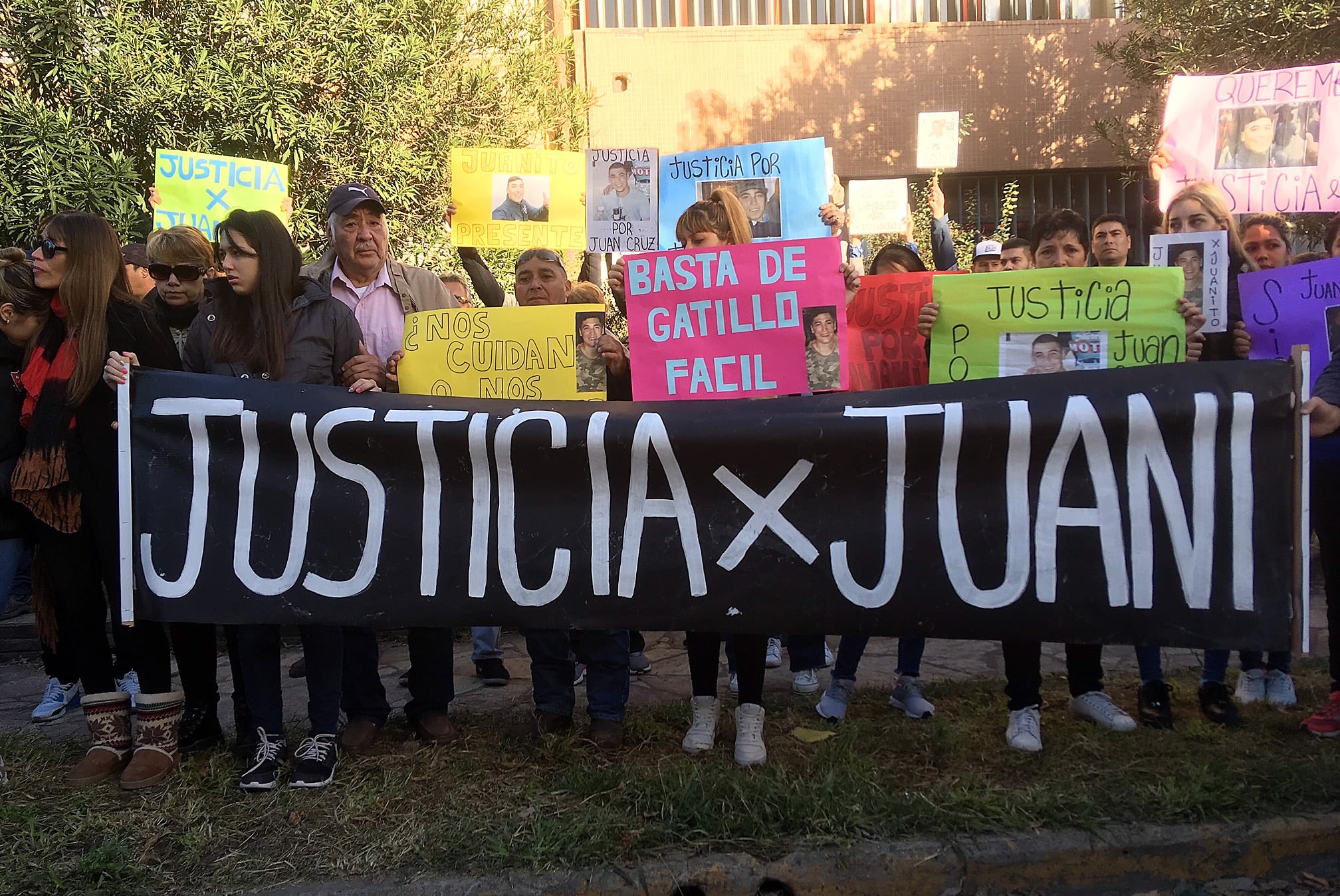 Hubo una concentración en apoyo a la familia de Vitali.