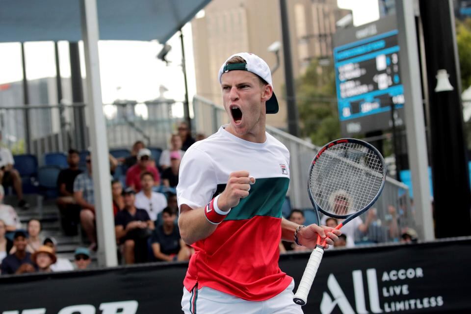 El Peque Schwartzman pasó a octavos en el Abierto de Australia.