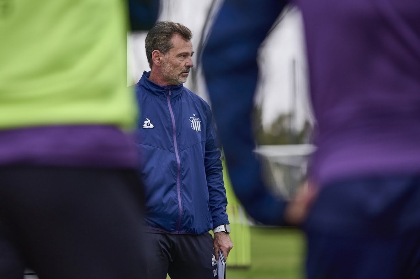 Diego Cocca duró un mes y medio en la T.