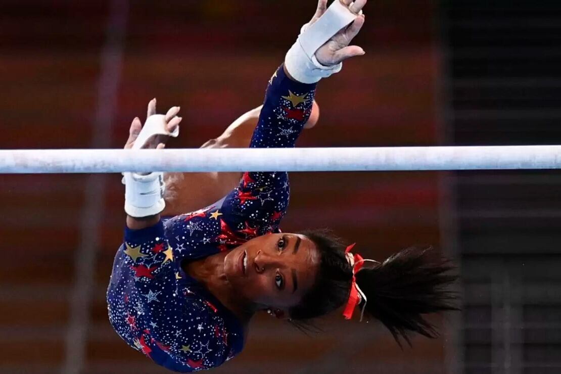 Simone Biles cumplió con la promesa de conseguir un salto inédito en la gimnasia femenina
