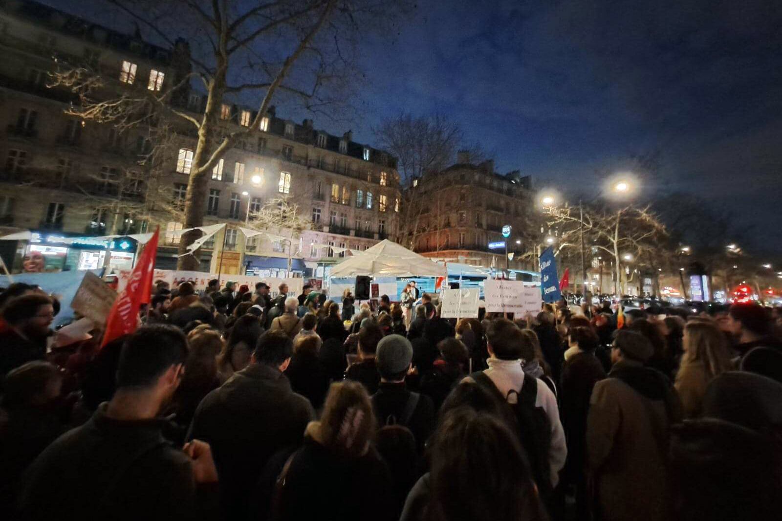Manifestación organizada por la Asamblea de Ciudadanos Argentinos en Francia (ACAF)