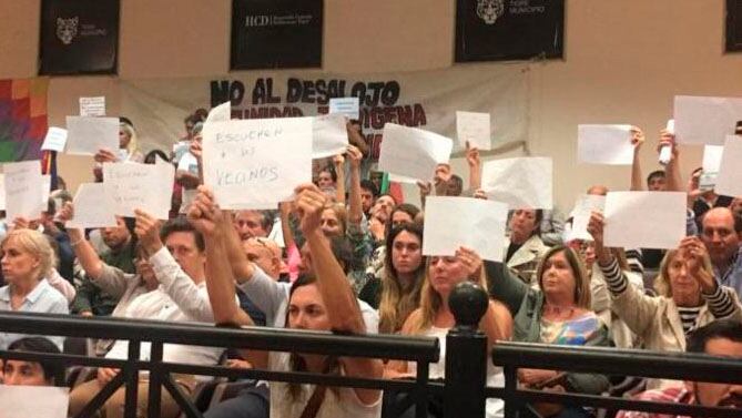 Propietarios de Nordelta reclamaron en el Concejo Deliberante de Tigre que los colectivos no entren al country.