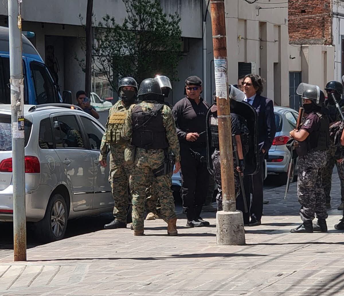 Lello Sánchez, en momentos del allanamiento a las oficinas del MPA