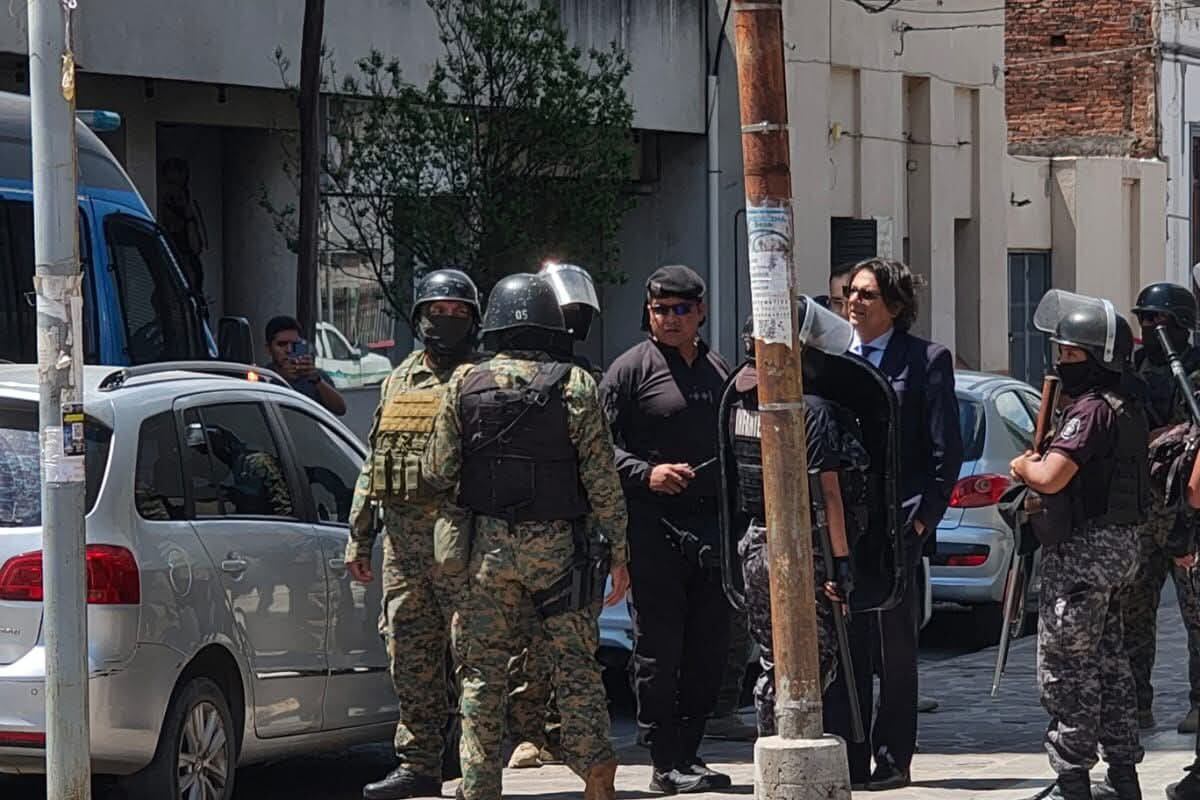 Lello Sánchez, en momentos del allanamiento a las oficinas del MPA