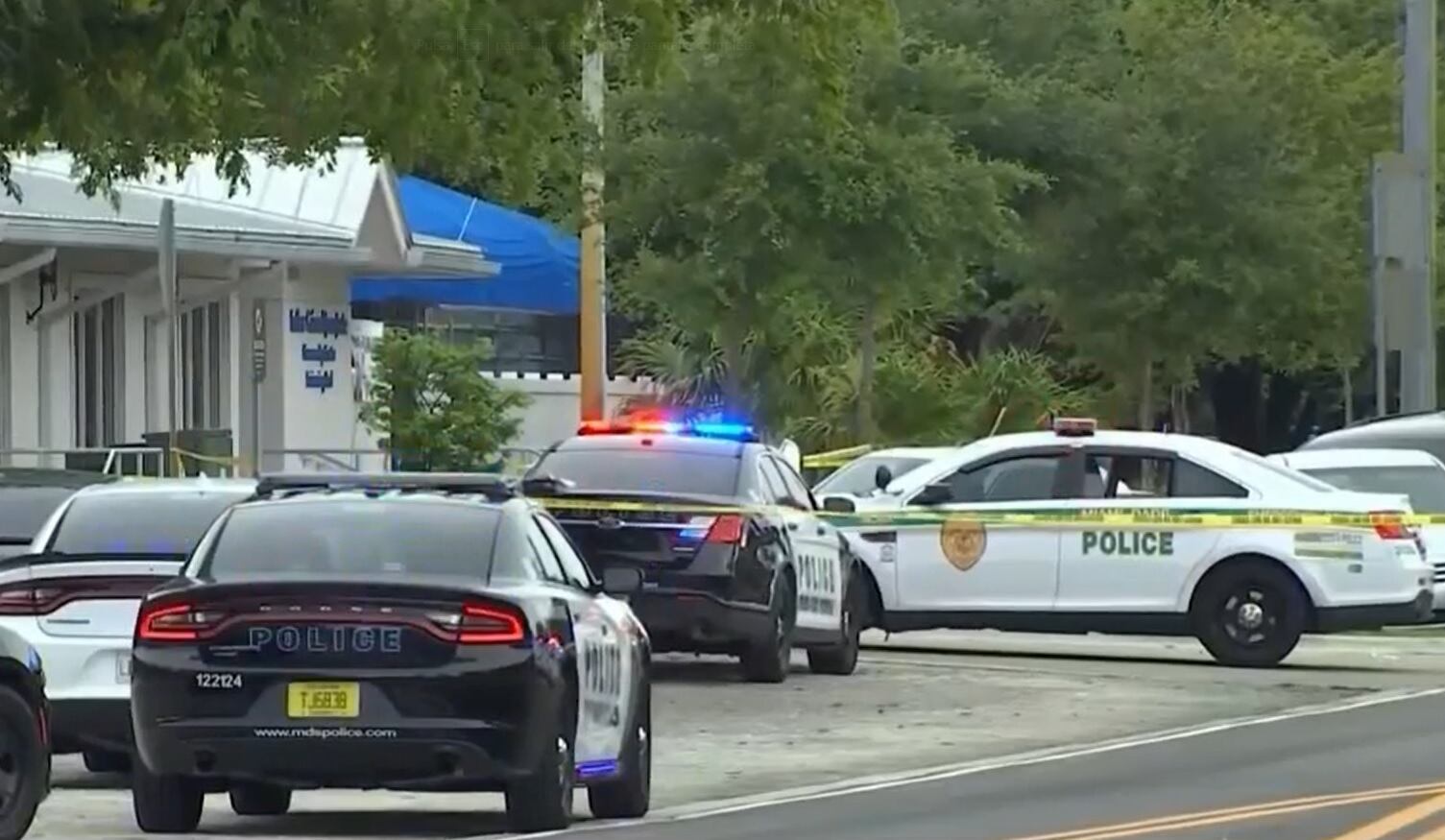 El trágico tiroteo sucedió frente a una escuela (Foto: Captura TeleMundo).