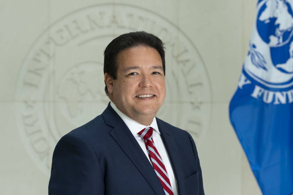 Vicedirector ejecutivo del Fondo Monetario Internacional, Geoffrey Okamoto.