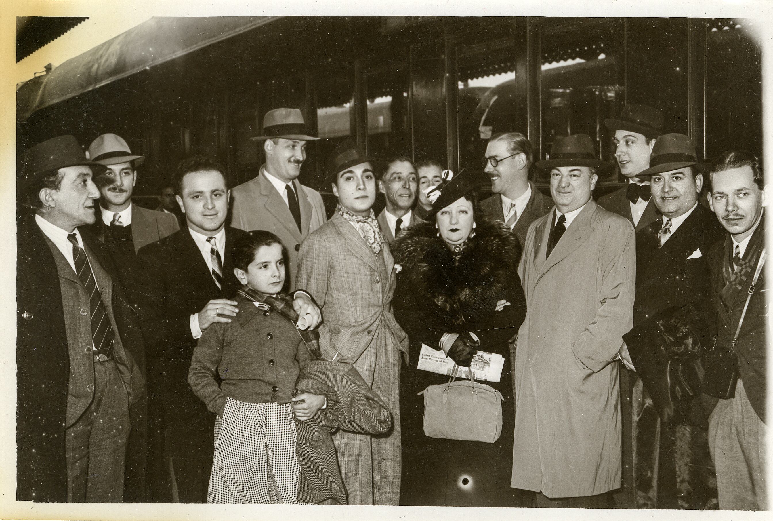 Oro y Arata viajaron a Europa para exhibir sus films y atraer inversiones.