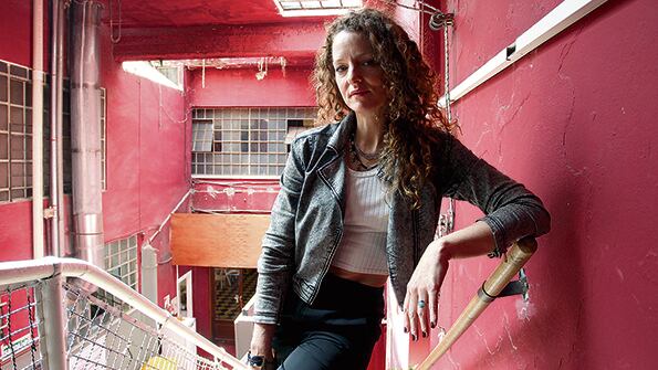 Romanin tiene una trayectoria consolidada en el off. Su nueva obra fue estrenada en el Camarín de las Musas.