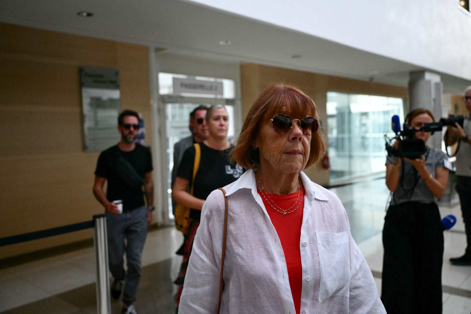 Gisele Pelicot, durante el juicio que conmueve a Francia.