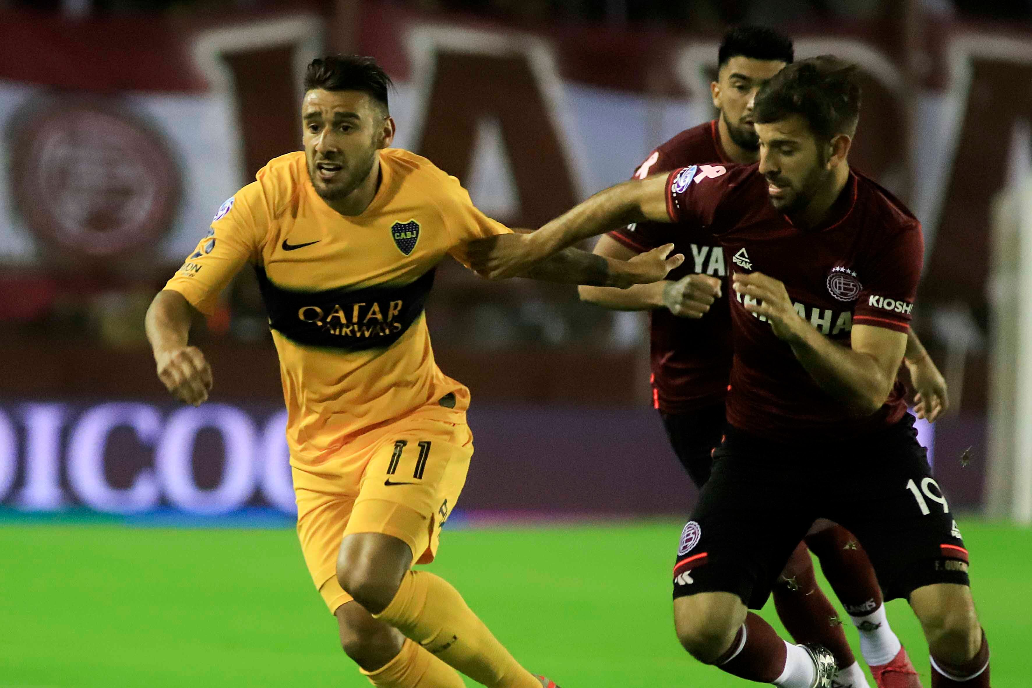 Salvio intenta escapar de la marca de Vera.