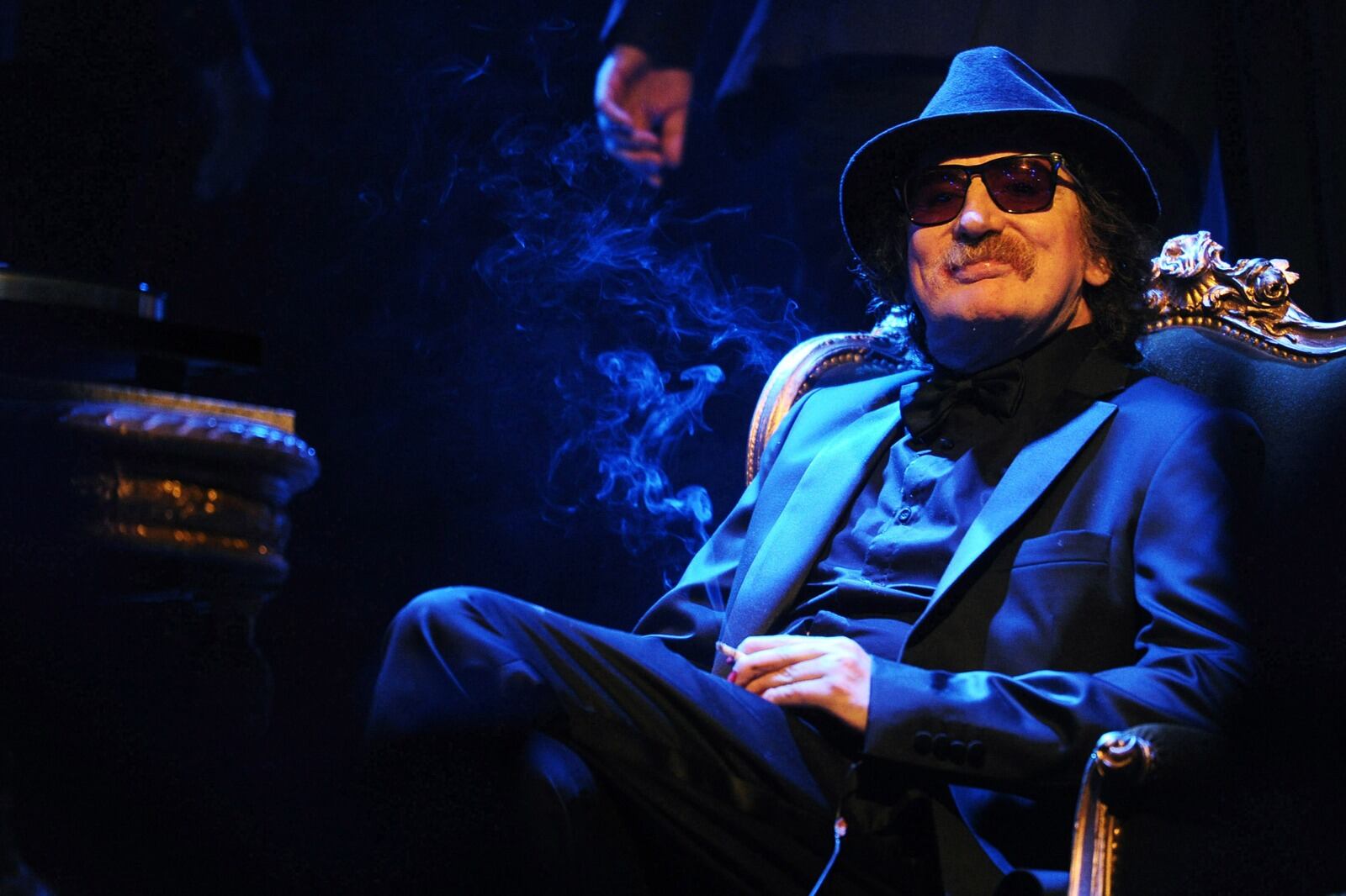 “¡Ya en casa ! Gracias a todos por preocuparse. SNM”, posteó Charly.