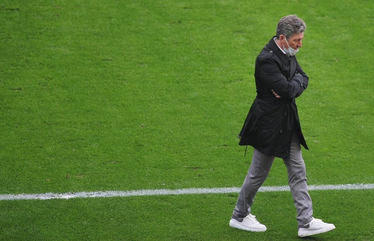 Sciacqua es el decimoquinto entrenador que se fue durante la LPF