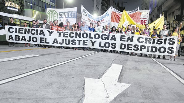 La marcha fue desde el Palacio Pizzurno, por Corrientes, hacia la Plaza de Mayo.