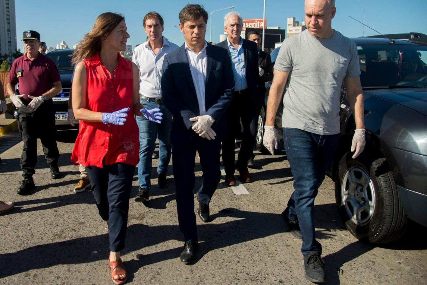 Kicillof, Larreta y Frederi recorrieron los controles callejeros.