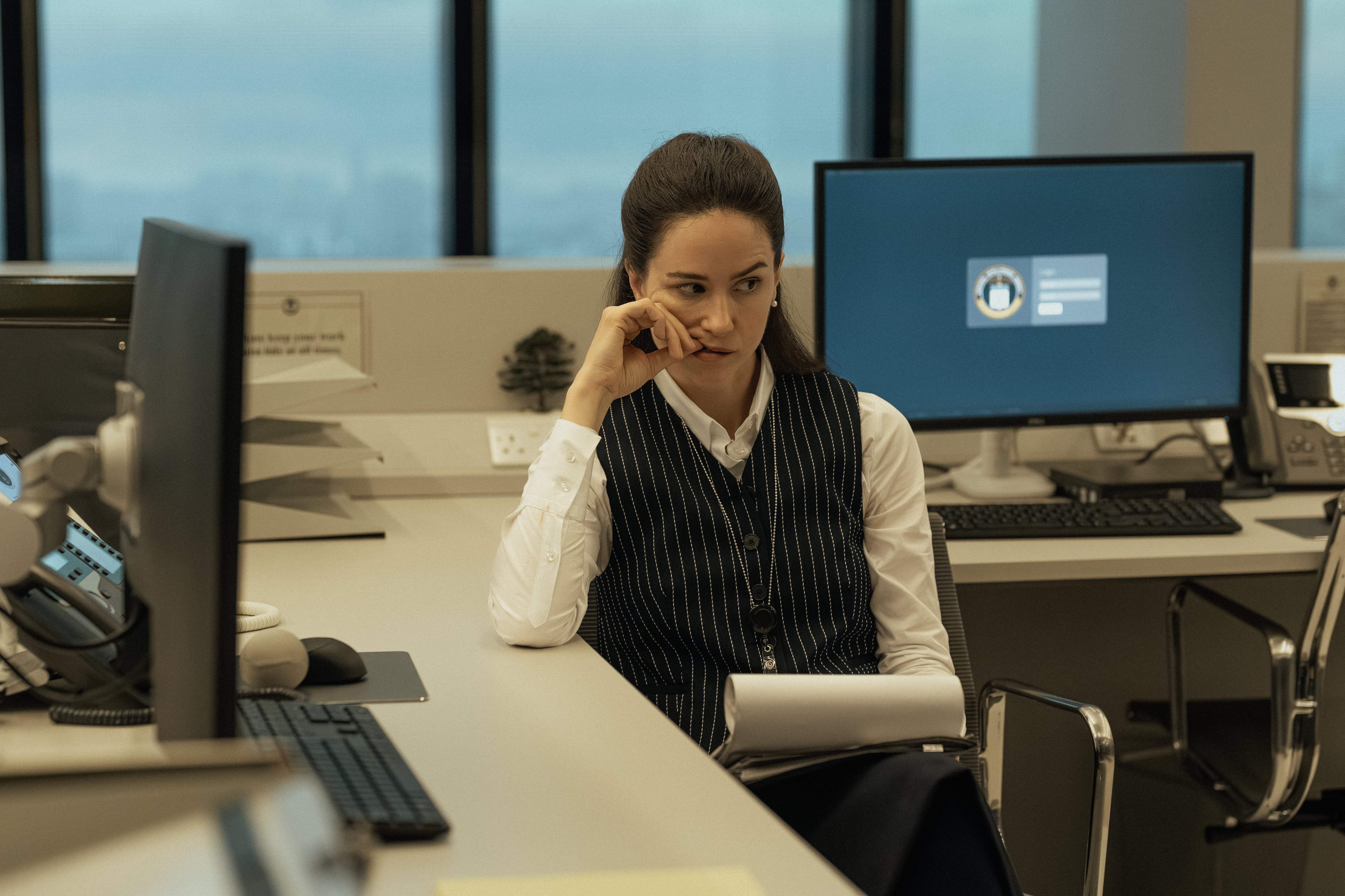 Waterston en "The Agency", otra mirada sobre los organismos de seguridad