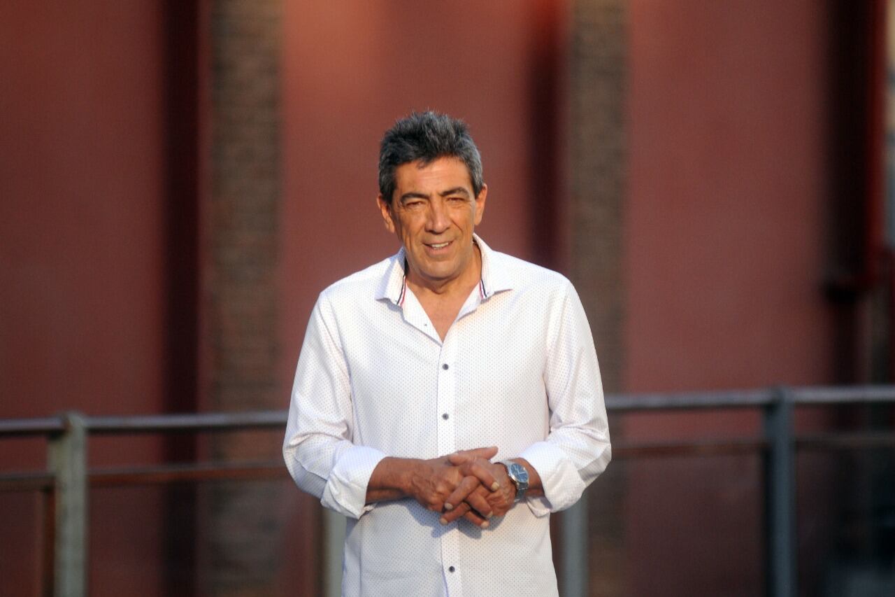 "Hay muchas mentiras, pero para que estas cosas sean posibles tienen que existir oídos permeables a la mentira."