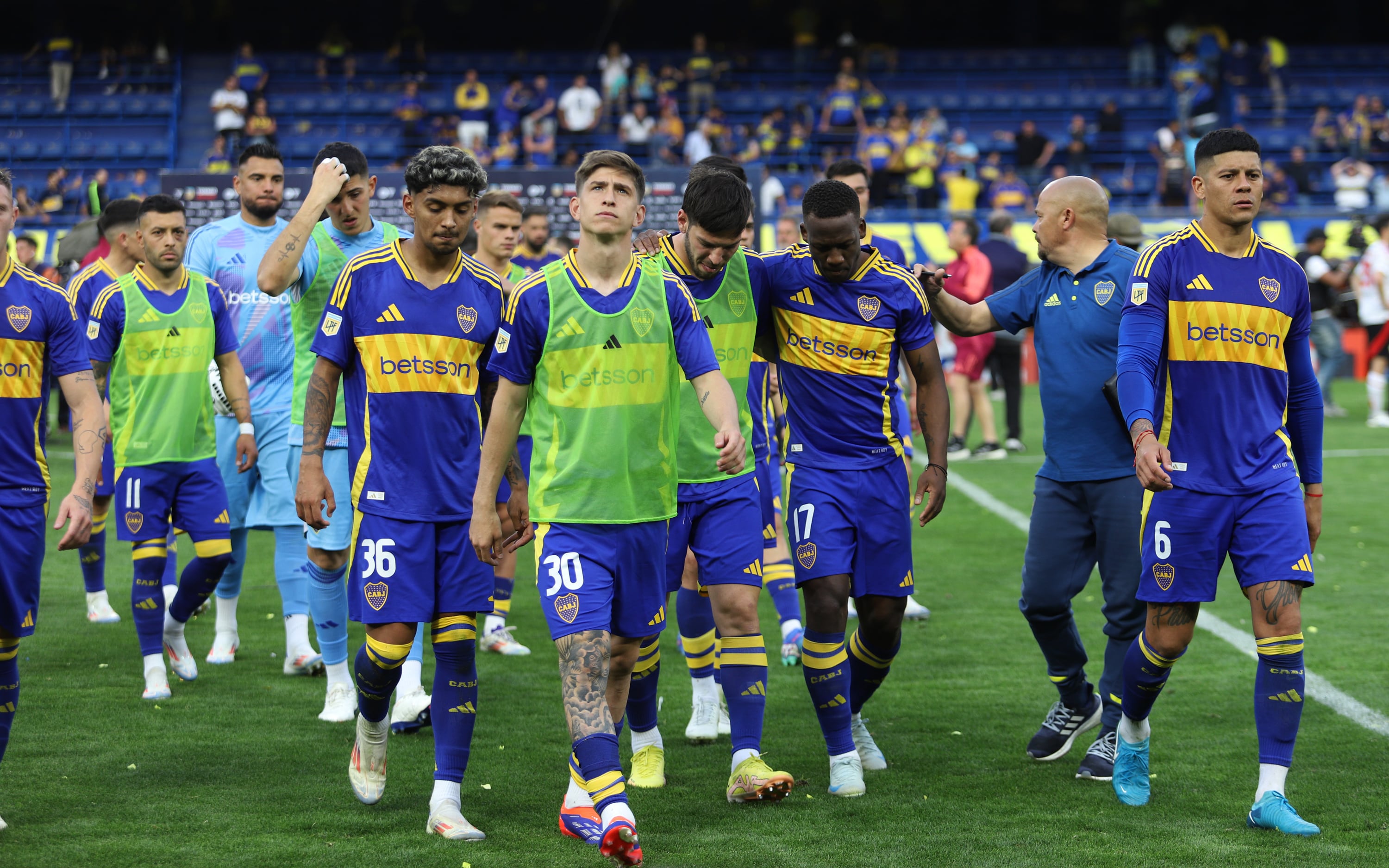 El momento de Boca se potencia por la histeria de sus dirigentes y de sus hinchas