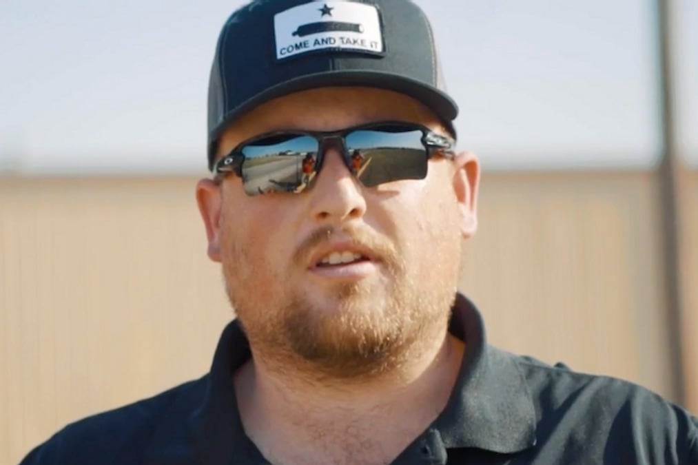 Celeb Wallace tenía 30 años y ante los primeros síntomas empezó a tratarse por su cuenta con vitamina C e ivermectina.