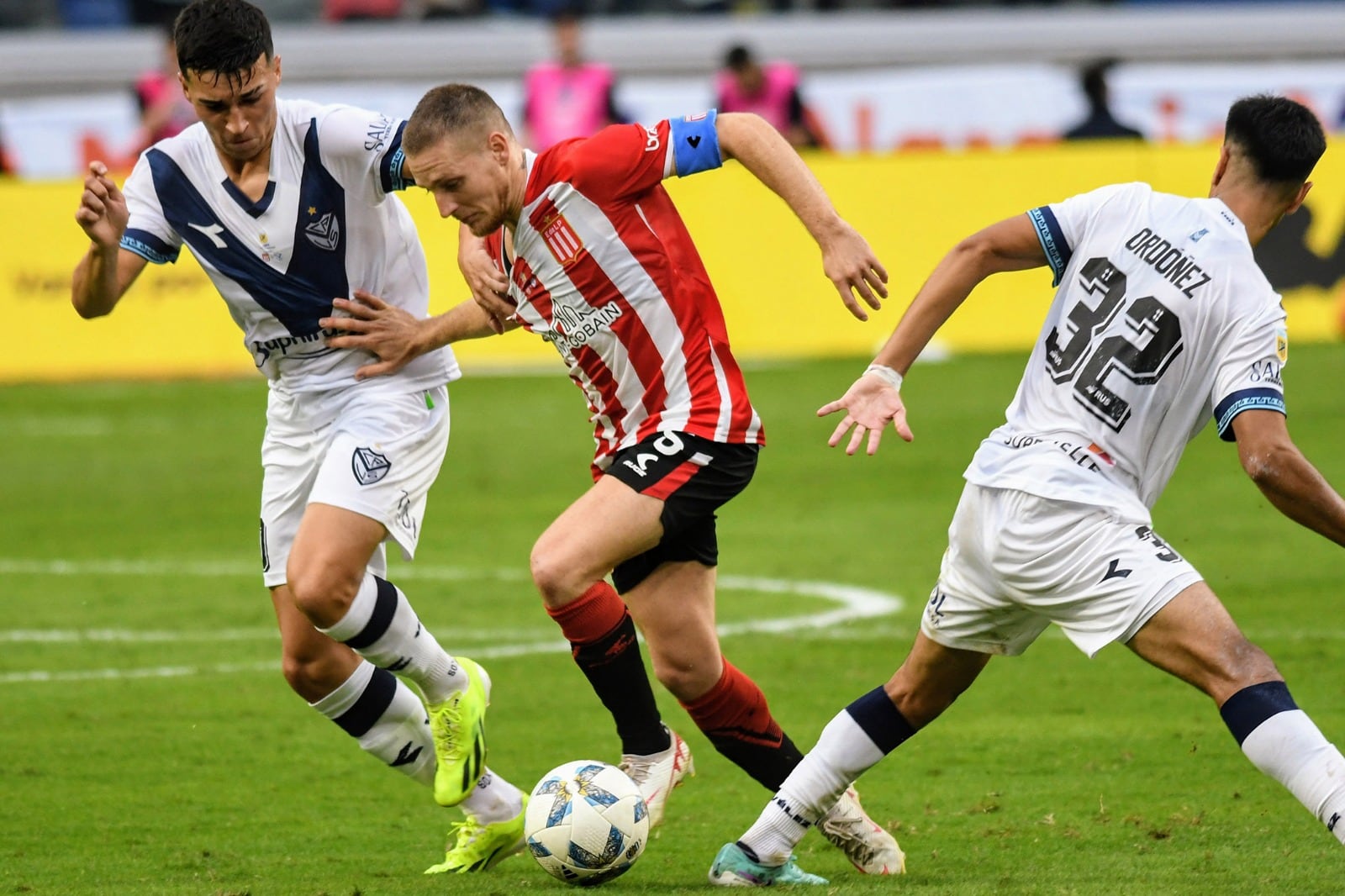 Estudiantes y Vélez jugaron la final en Santiago del Estero