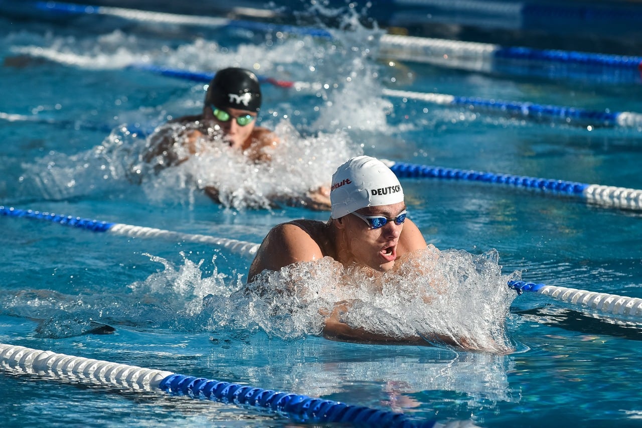 Dante Nicola, la estrella del equipo argentino de natación, ganador de cinco medallas