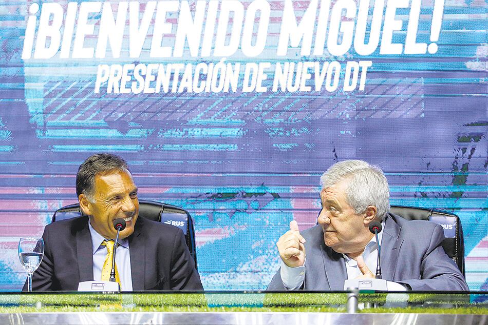 Russo y Ameal, DT y presidente de Boca Juniors.