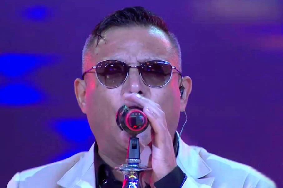 Sergio Torres, el cantante al que recurrió la AFA para que reemplace a Ricardo Iorio y cante el Himno Nacional en el partido Argentina-Bolivia.