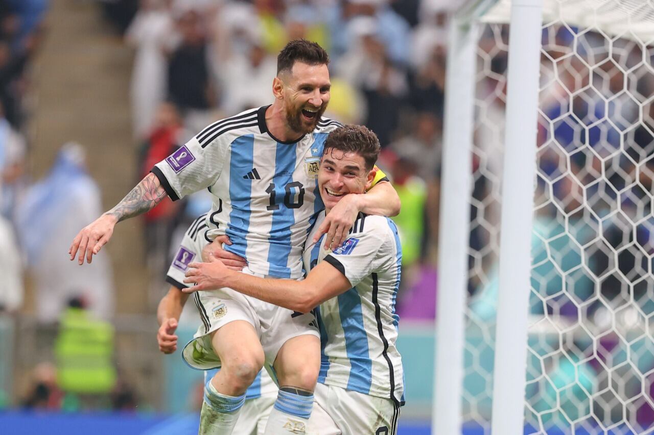 Lionel Messi y Julián Álvarez, una sociedad perfecta.