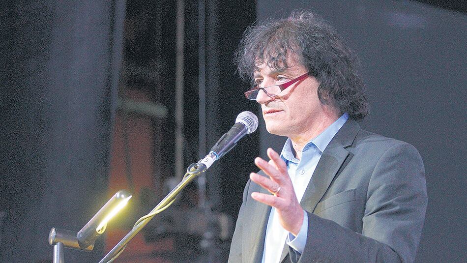 Angel Mahler reemplazó a Darío Lopérfido cuando fue expulsado del cargo.