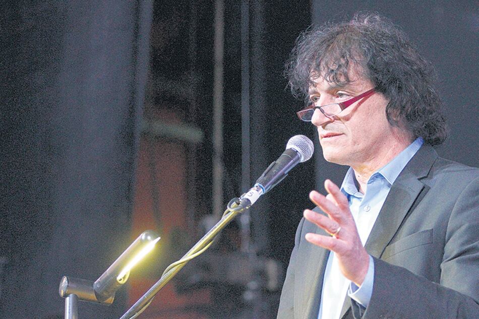 Angel Mahler reemplazó a Darío Lopérfido cuando fue expulsado del cargo.