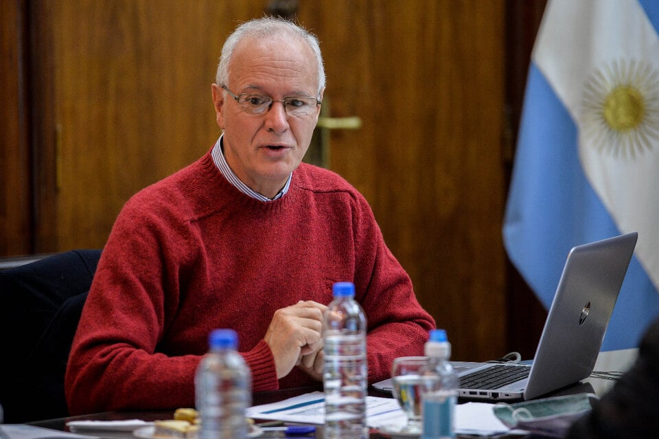 Precandidato Daniel Gollan.