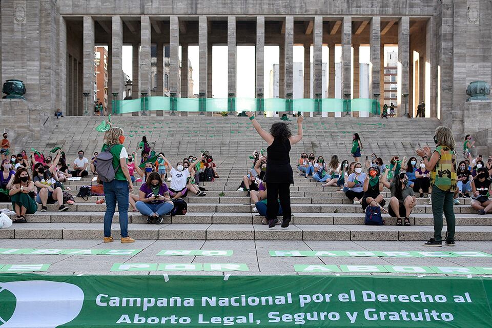 Las organizadoras recuerdan asistir con barbijo y alcohol en gel