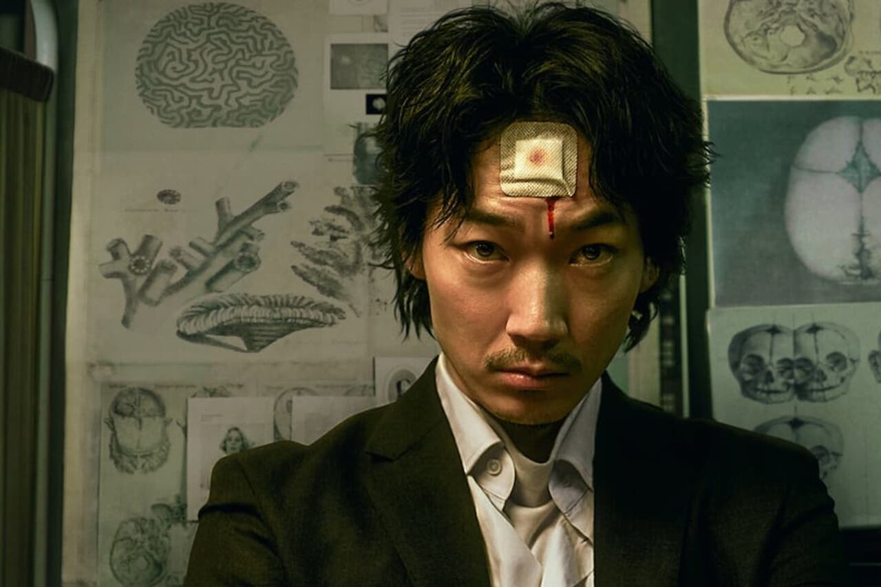 Shimizu trabaja sobre una poética fantástica que no rehúye el humor.