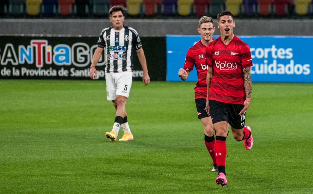 Apaolaza grita el primero de Estudiantes, que ganó en Santiago del Estero